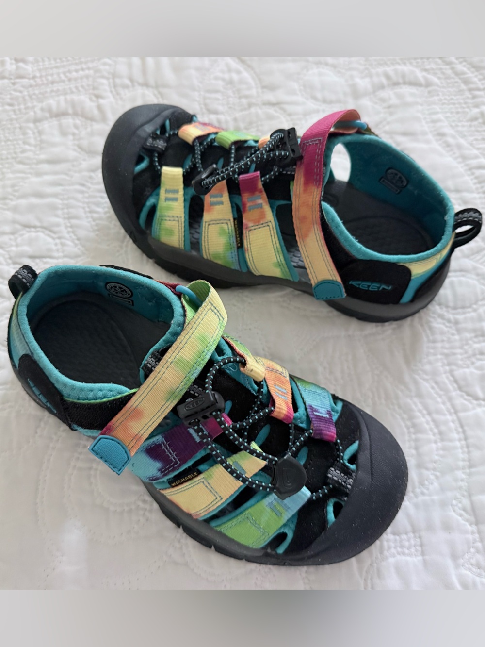 Keen Newport H2 Black Rainbow Tie Dye Youth Size 2 Sandals Water Shoes Kids